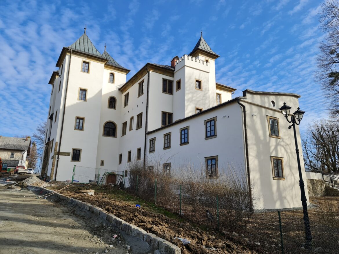 Zamek w Grodźcu Śląskim (Gmina Jasienica)